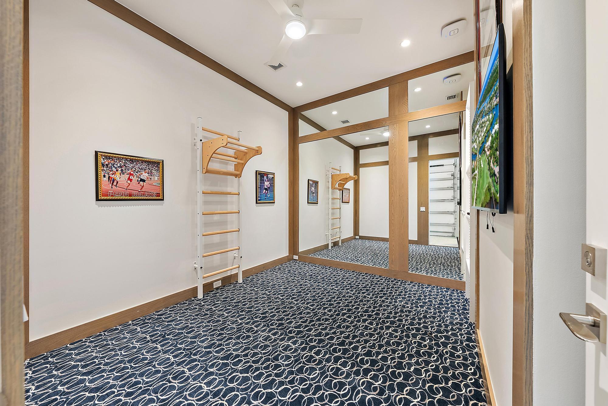 177 Commodore Dr Jupiter, FL 33477