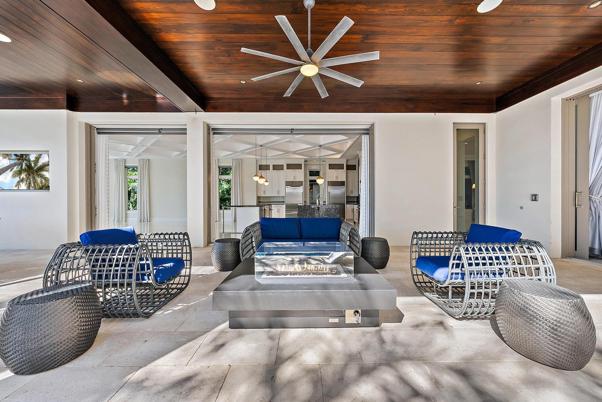 177 Commodore Dr Jupiter, FL 33477