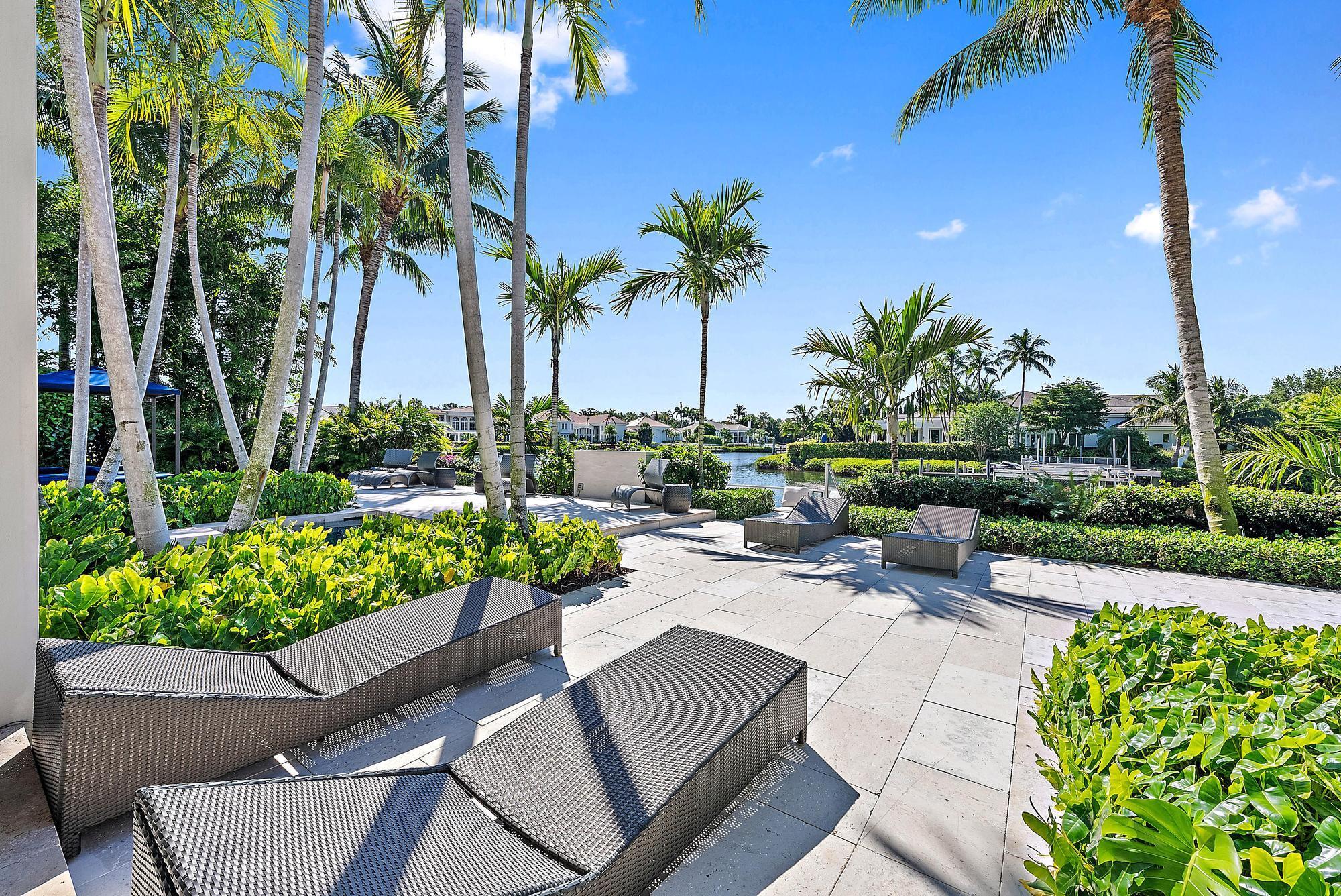 177 Commodore Dr Jupiter, FL 33477