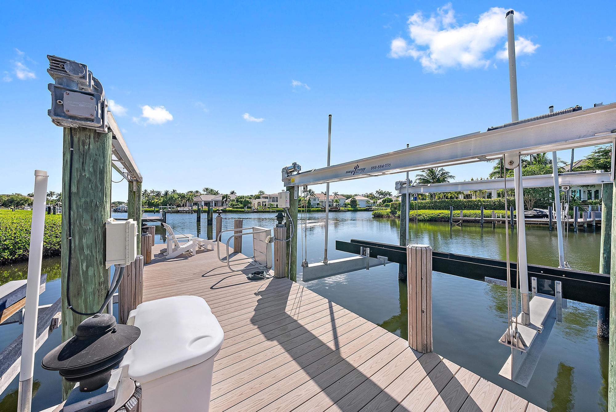 177 Commodore Dr Jupiter, FL 33477