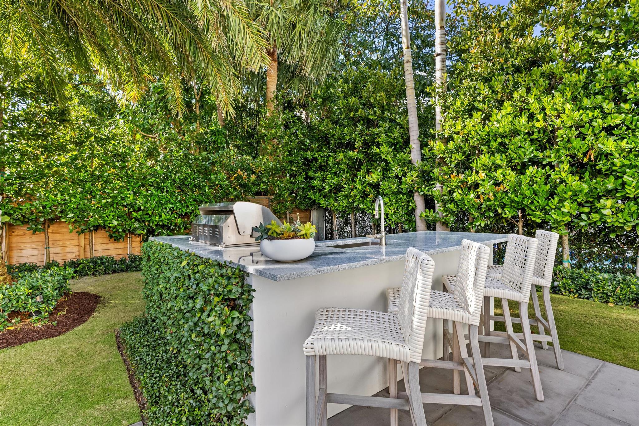 2745 S Flagler Dr West Palm Beach, FL 33405 2745 S Flagler Dr West Palm Beach, FL 33405