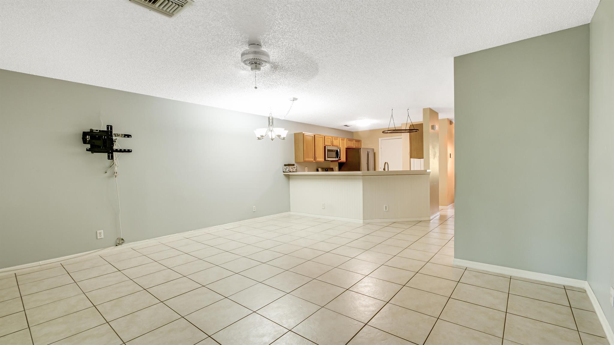 106 Wooden Mill Ter Jupiter, FL 33458