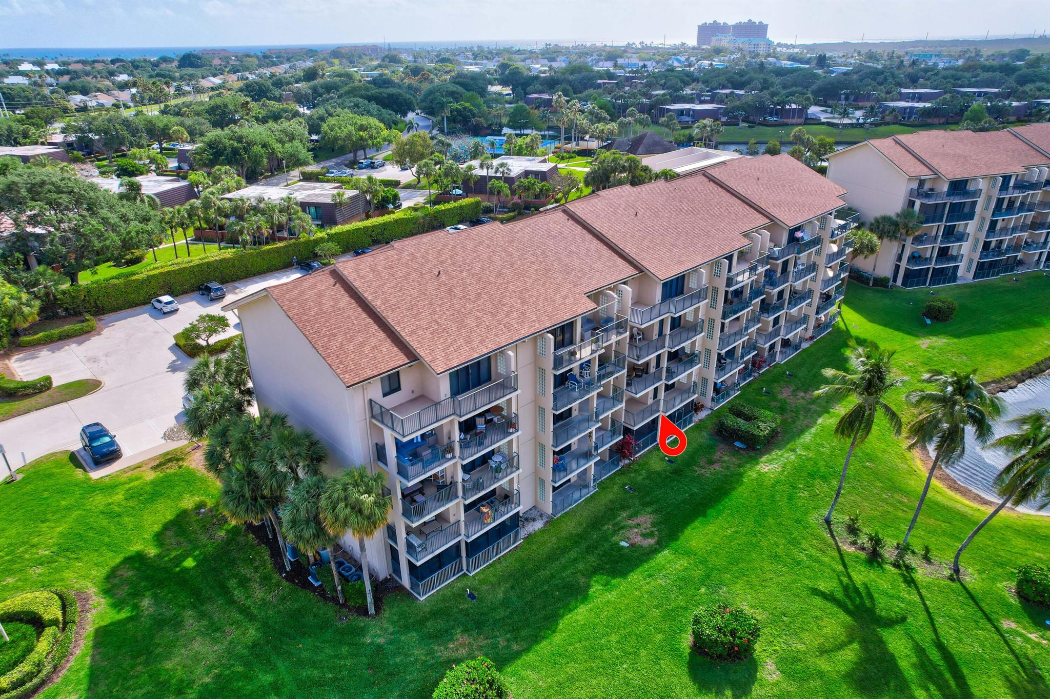 501 Seafarer Cir #204 Jupiter, FL 33477
