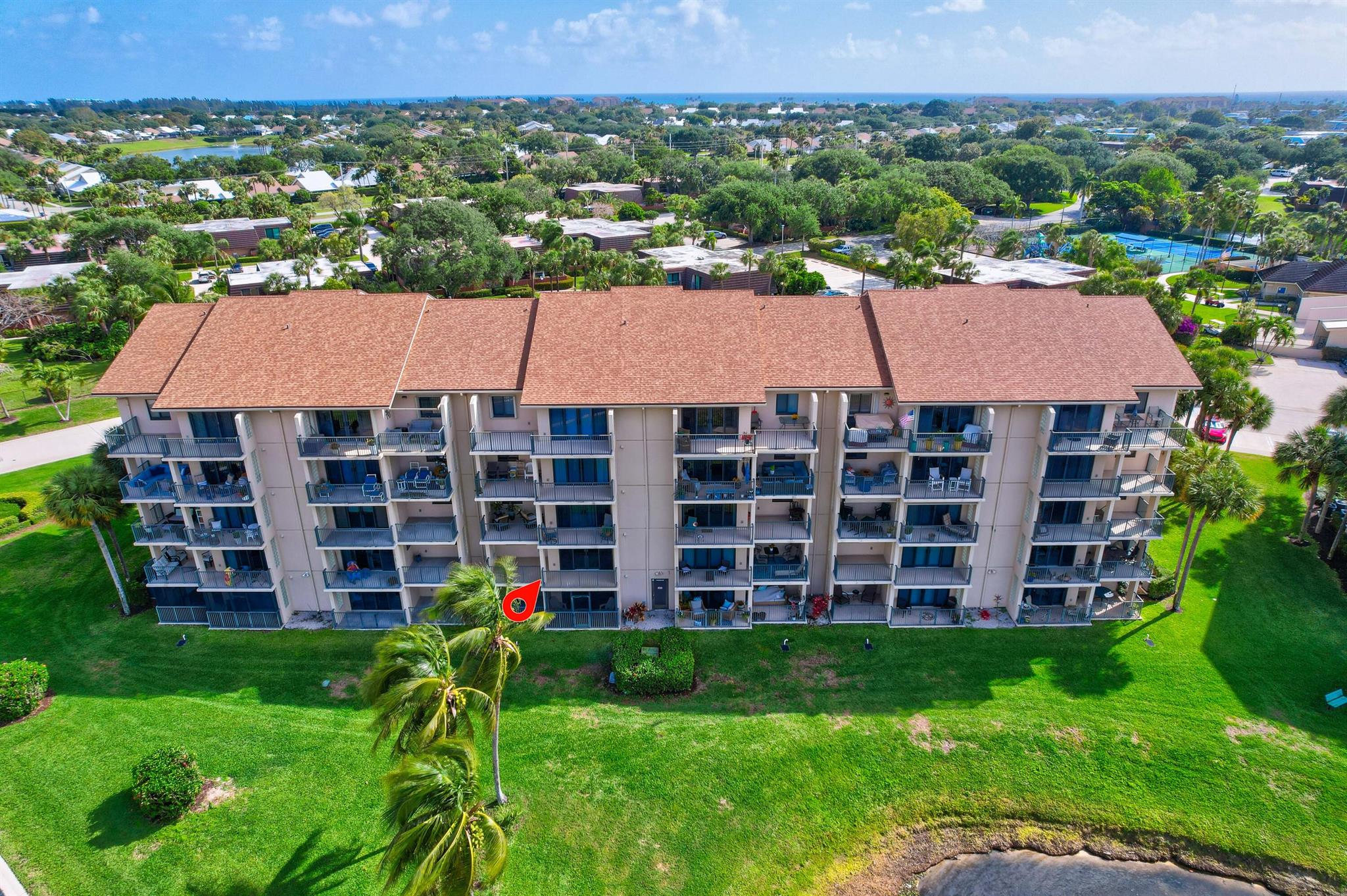 501 Seafarer Cir #204 Jupiter, FL 33477
