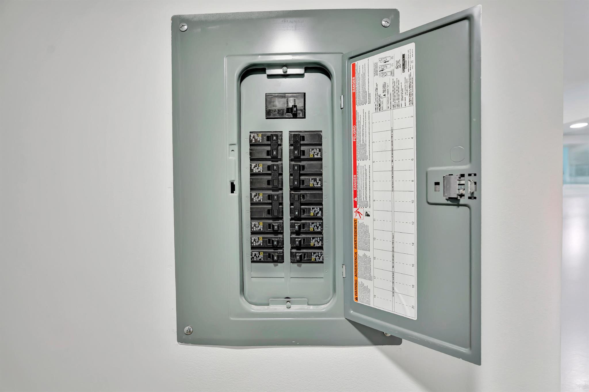 501 Seafarer Cir #204 Jupiter, FL 33477