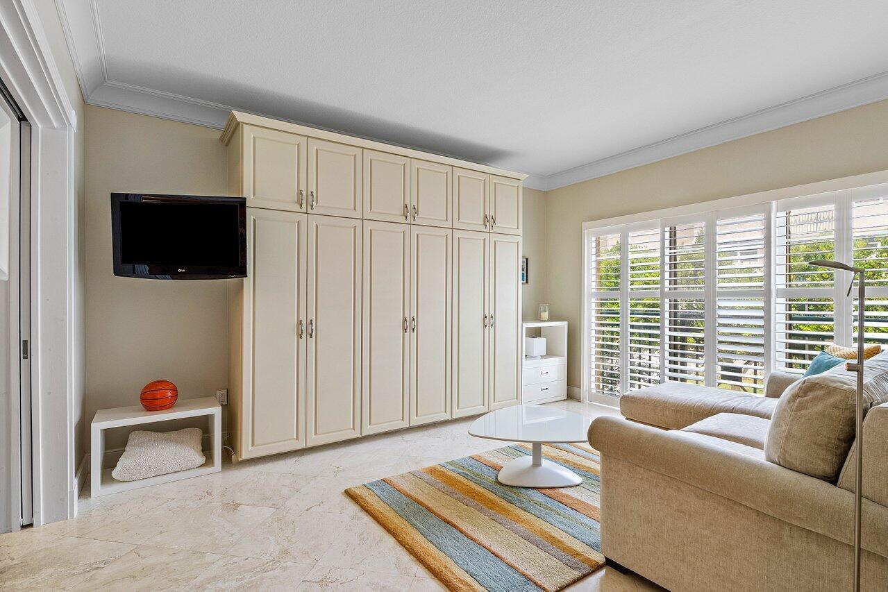 1228 Hillsboro Mile #202,Hillsboro Beach, FL 33062