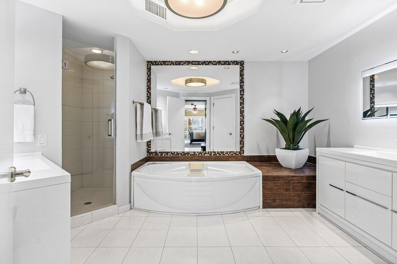 1228 Hillsboro Mile #202,Hillsboro Beach, FL 33062