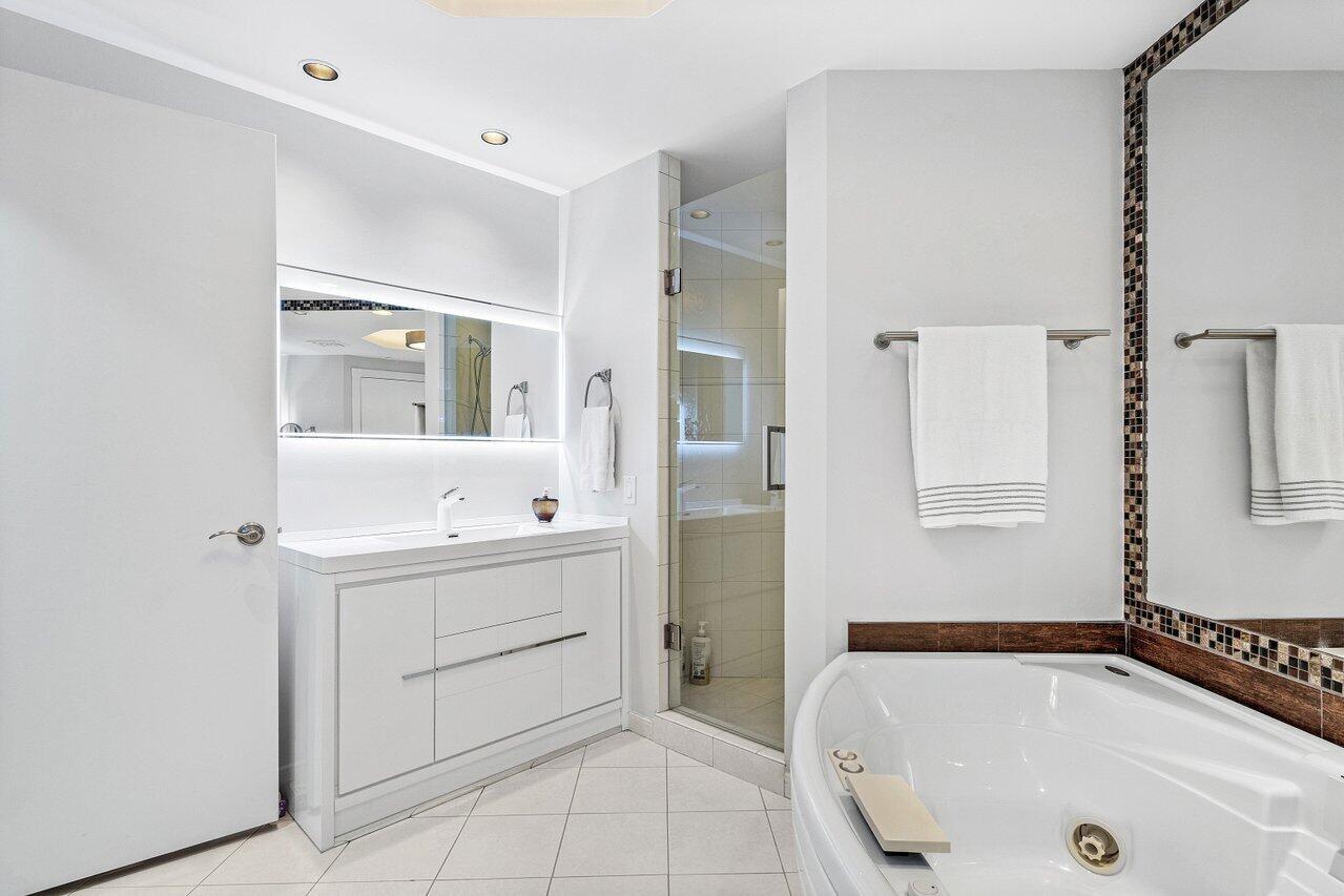 1228 Hillsboro Mile #202,Hillsboro Beach, FL 33062