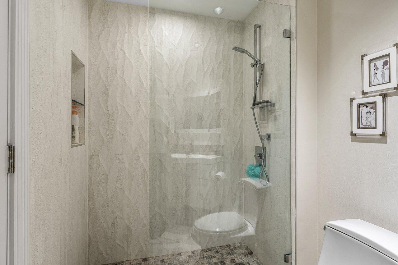 1228 Hillsboro Mile #202,Hillsboro Beach, FL 33062