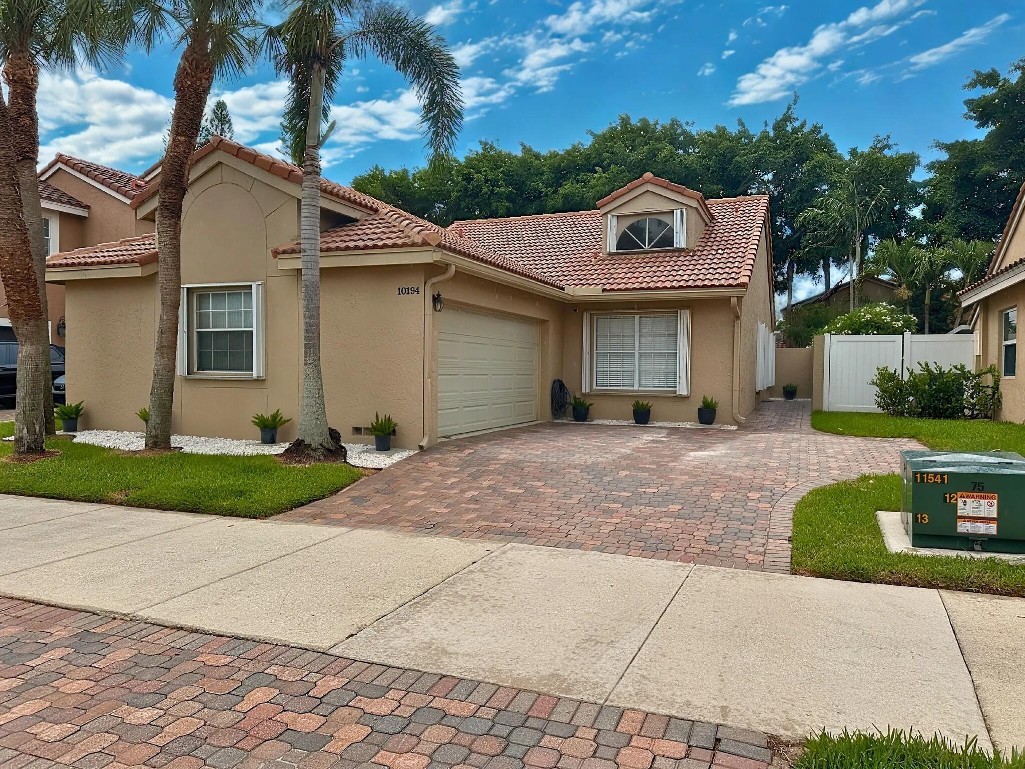 10194 Allegro Dr