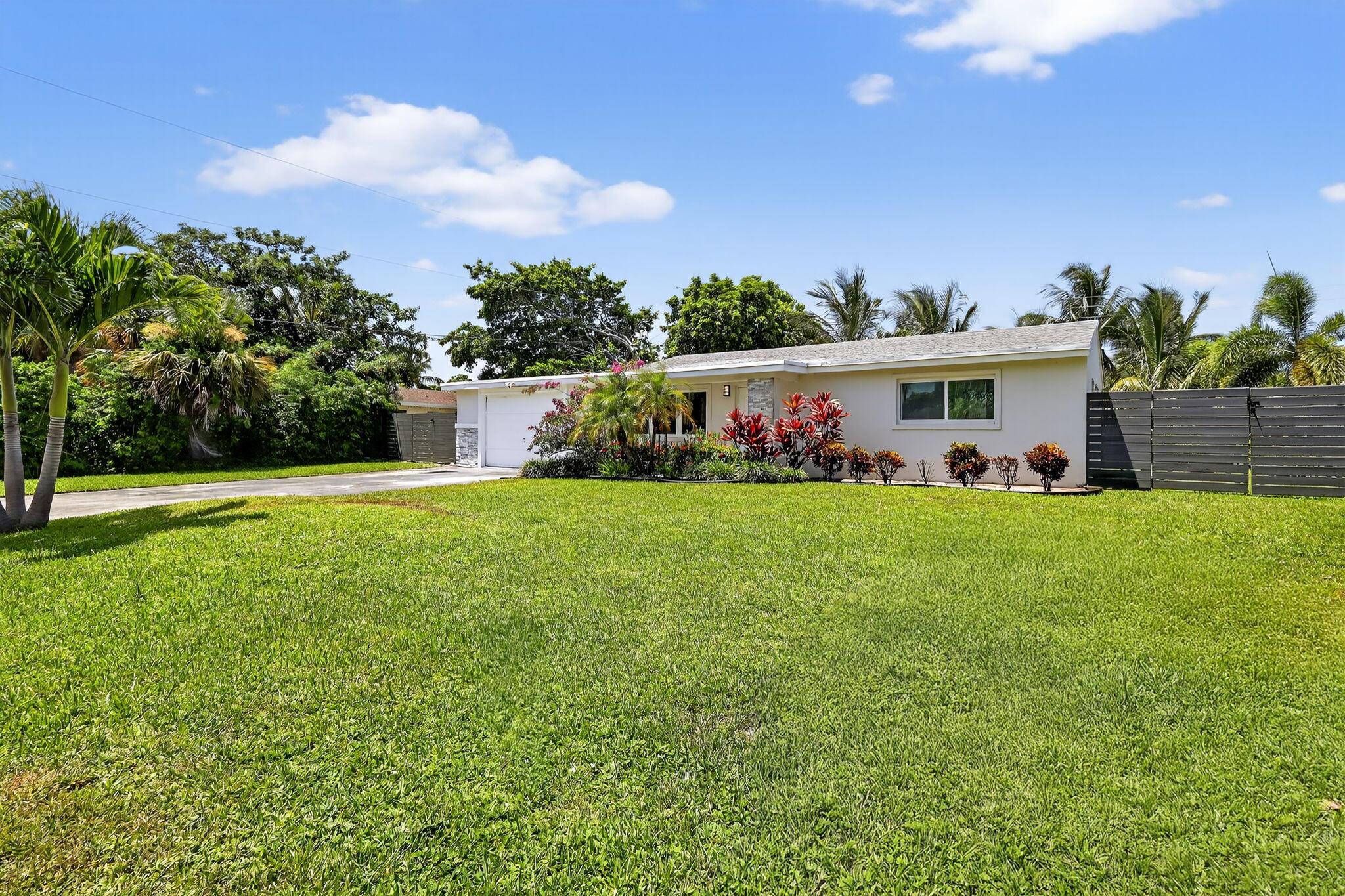 153 SE 30th Ave