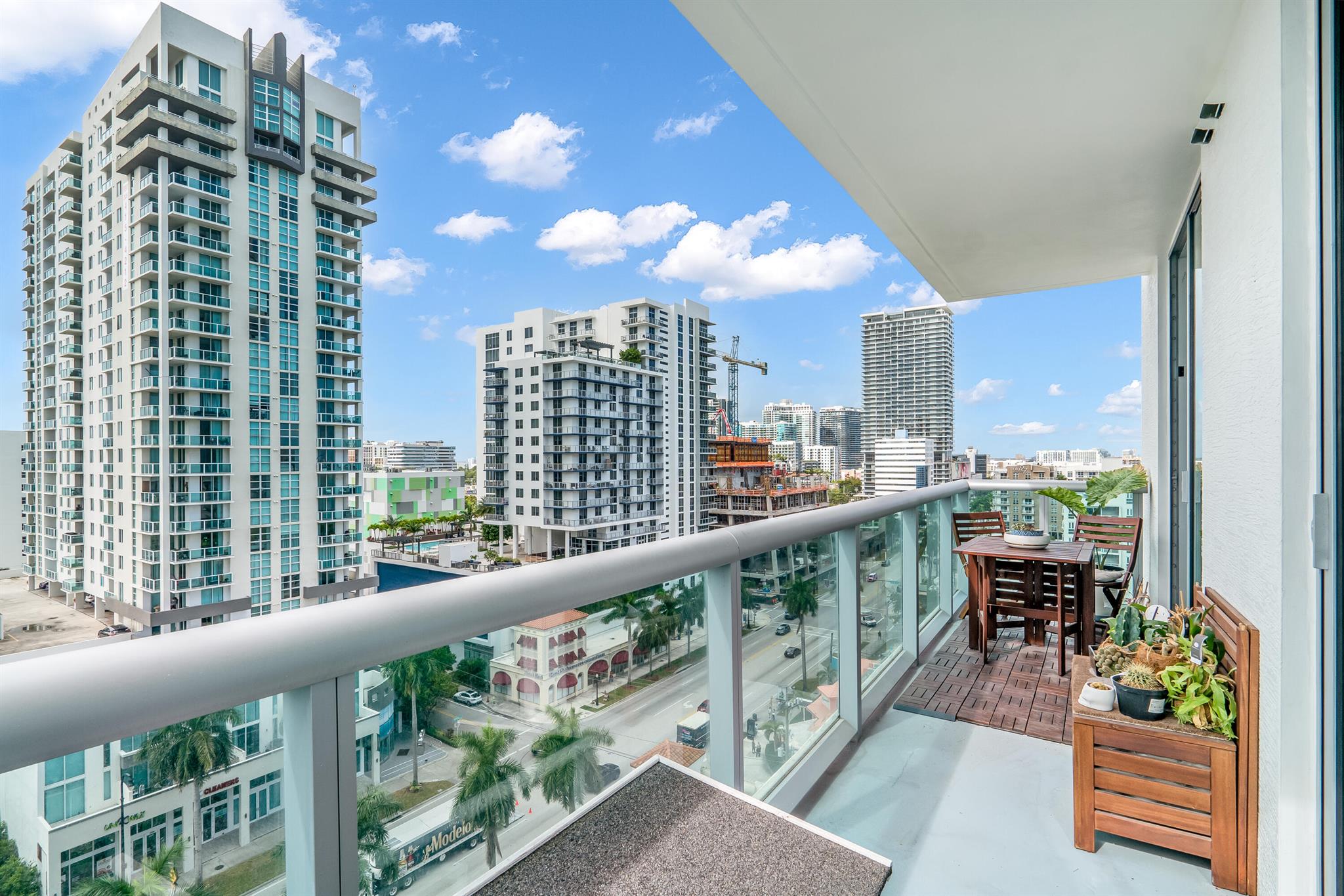 image Gallery Art Condo35