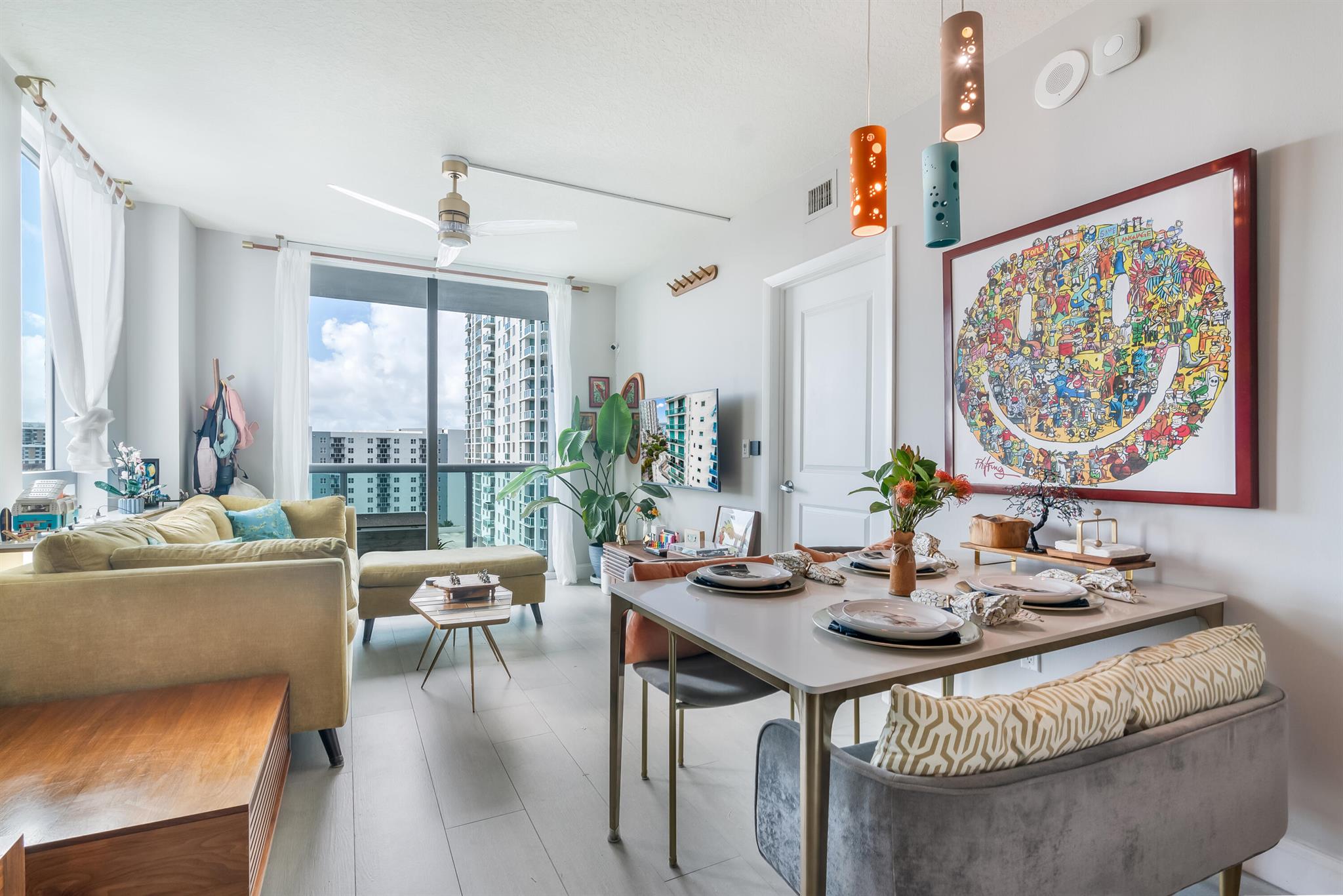 image Gallery Art Condo41