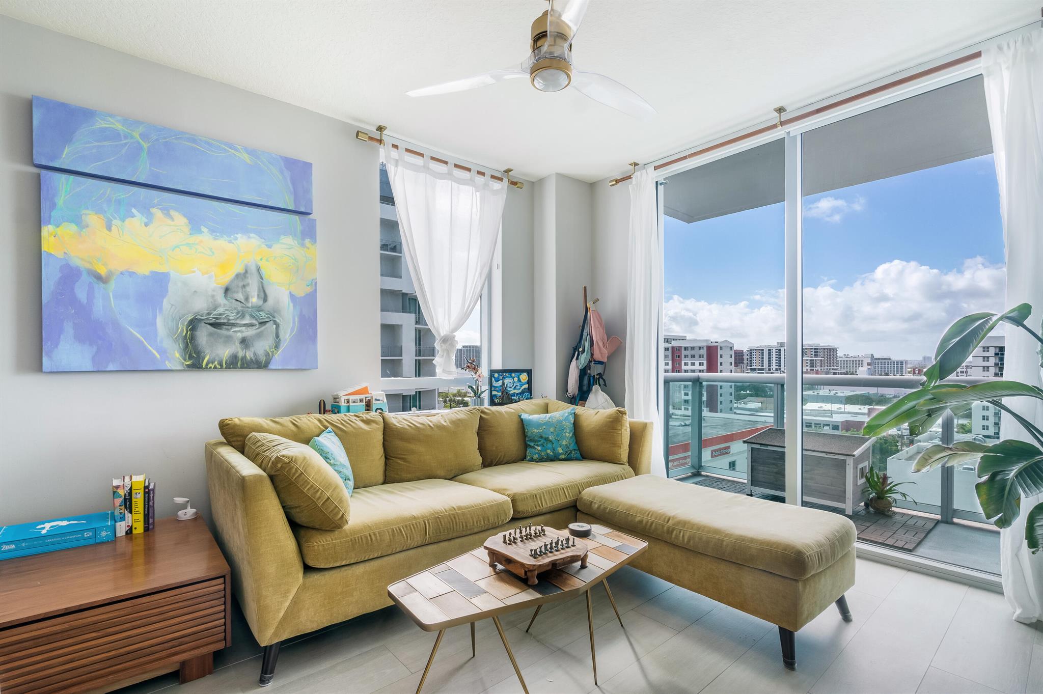 image Gallery Art Condo42
