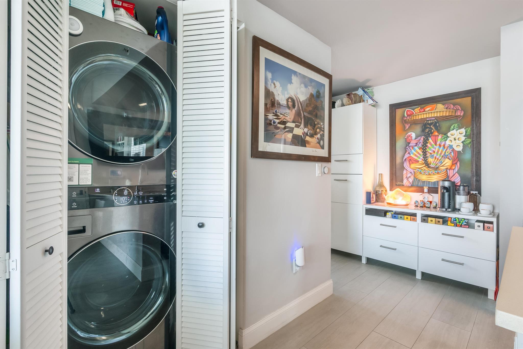 image Gallery Art Condo45