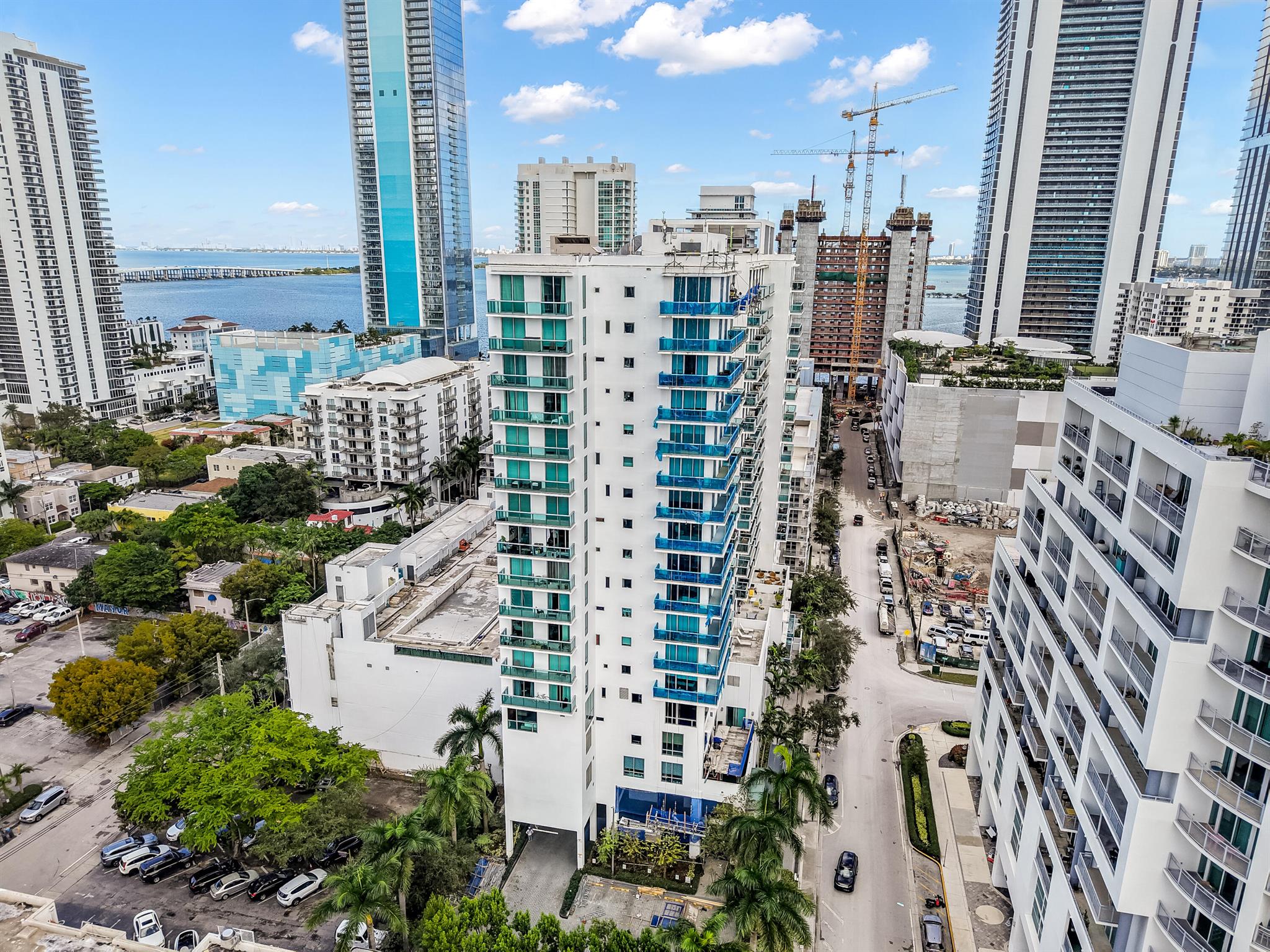 image Gallery Art Condo49