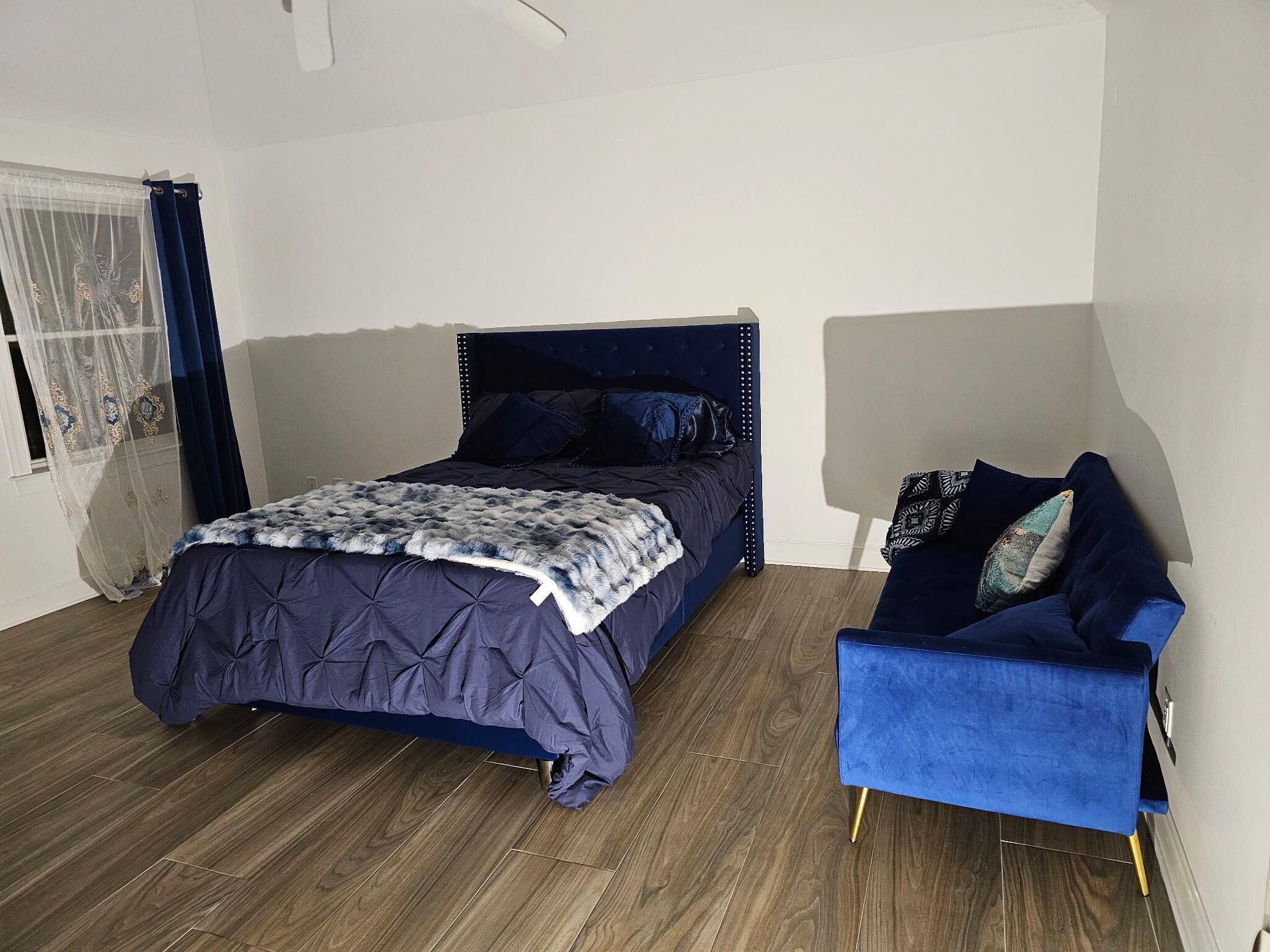 100 Norwood Rd Rd Jupiter, FL 33469