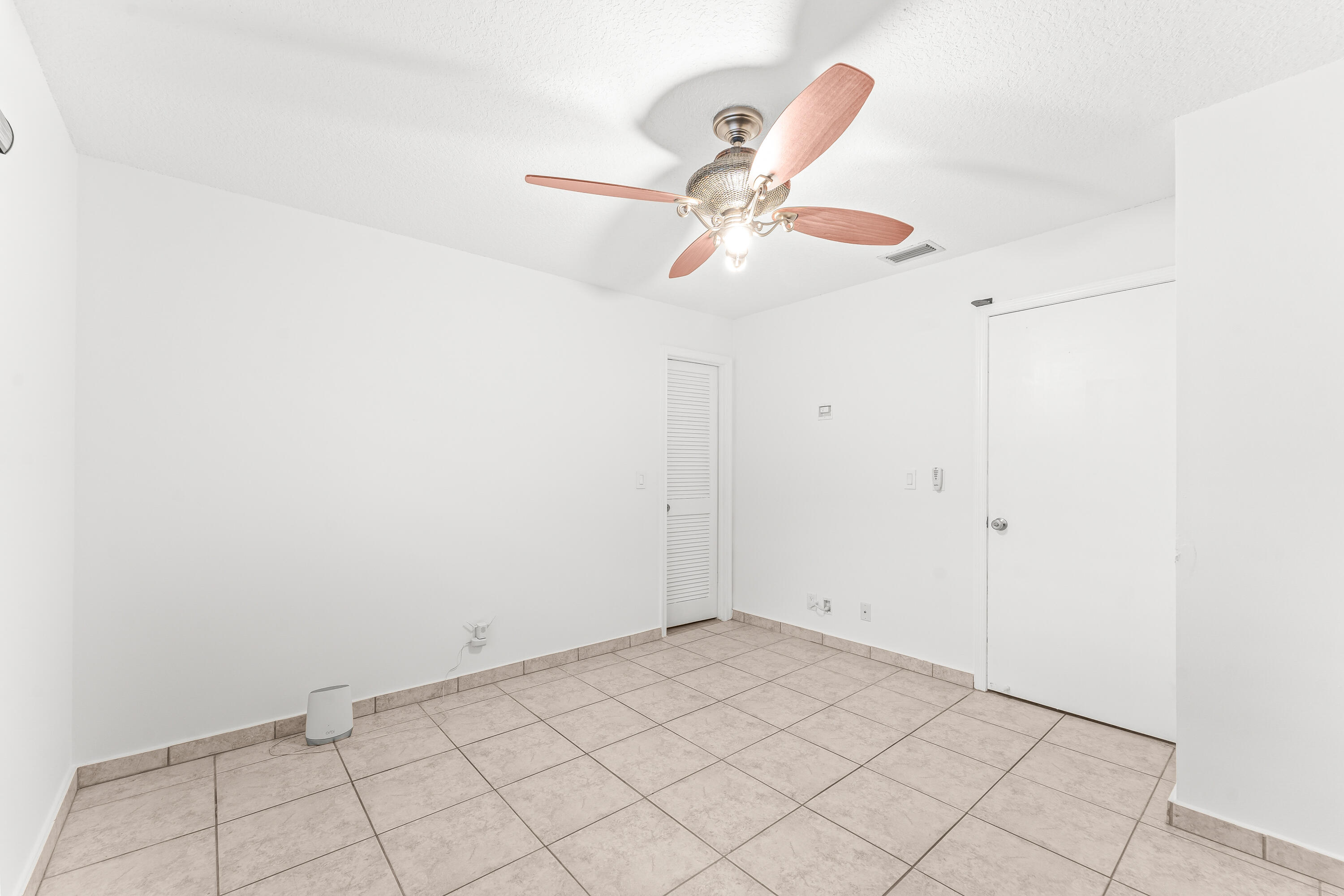 1075 Raintree Ln Palm Beach Gardens, FL 33410