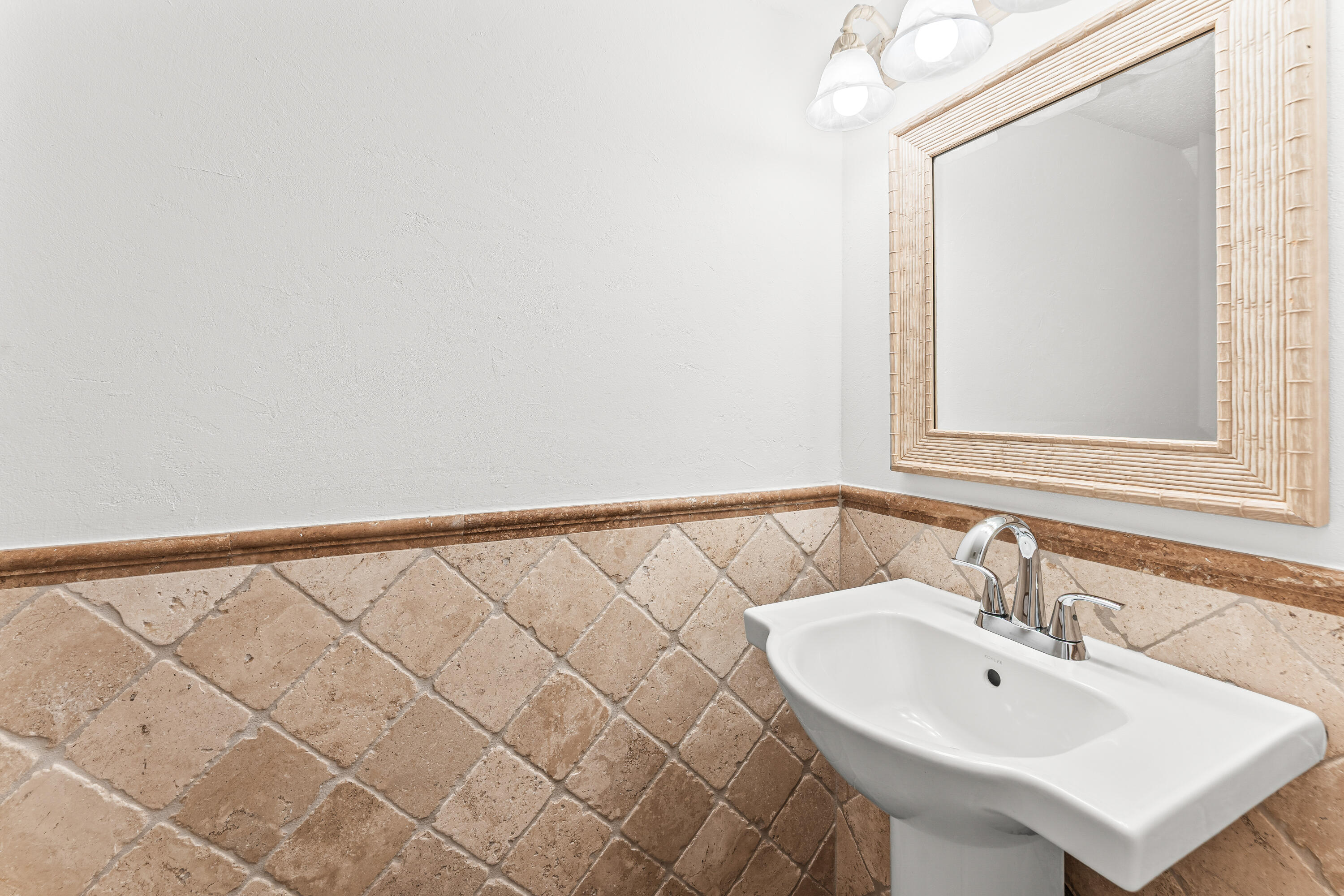 1075 Raintree Ln Palm Beach Gardens, FL 33410