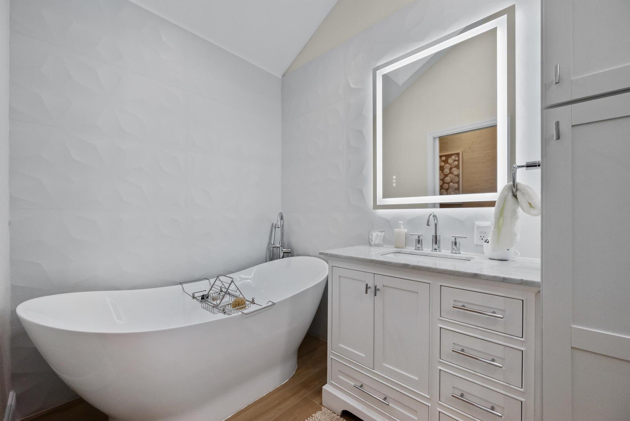 10655 Rio Hermoso Delray Beach, FL 33446