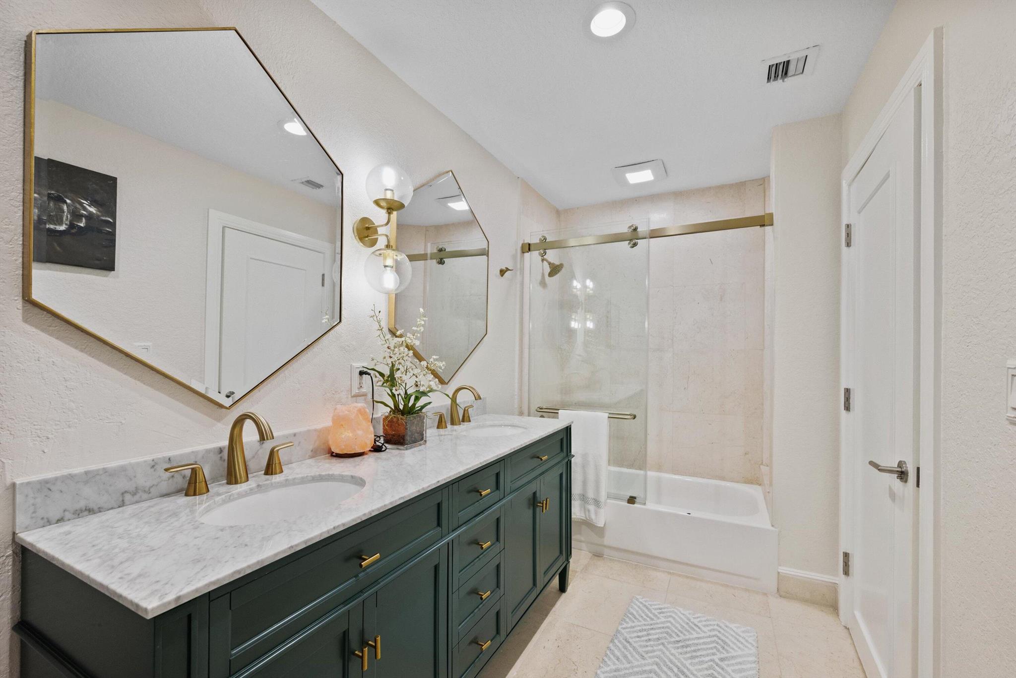 10655 Rio Hermoso Delray Beach, FL 33446