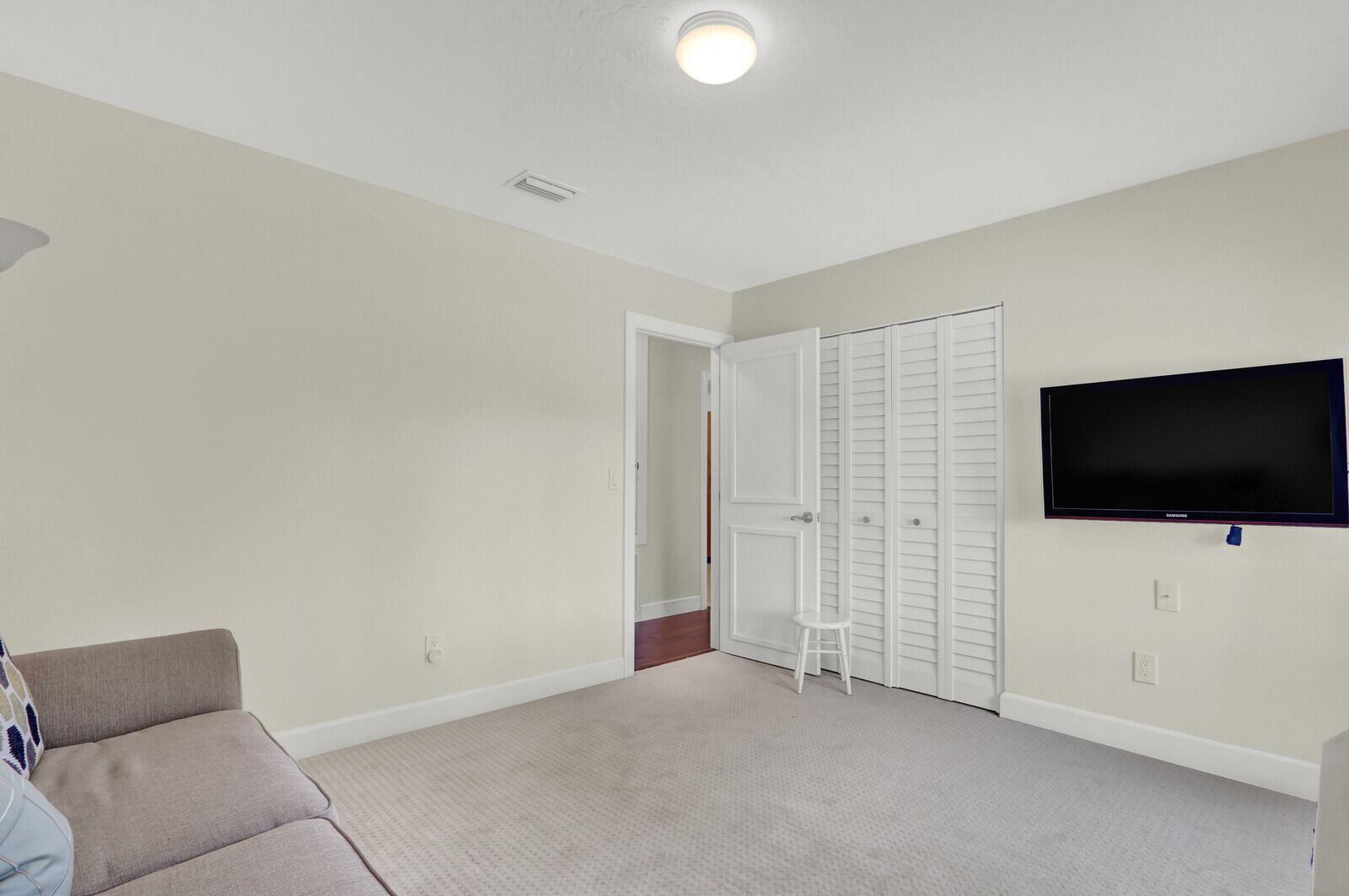 3060 SE Darien Rd Port St Lucie, FL 34952