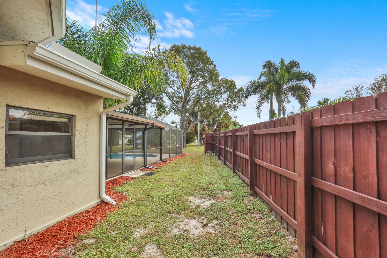 3060 SE Darien Rd Port St Lucie, FL 34952