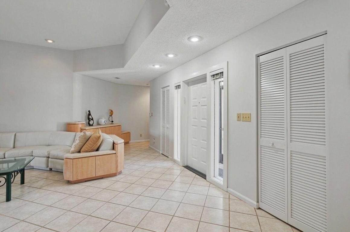 20516 Linksview Boca Raton, FL 33434