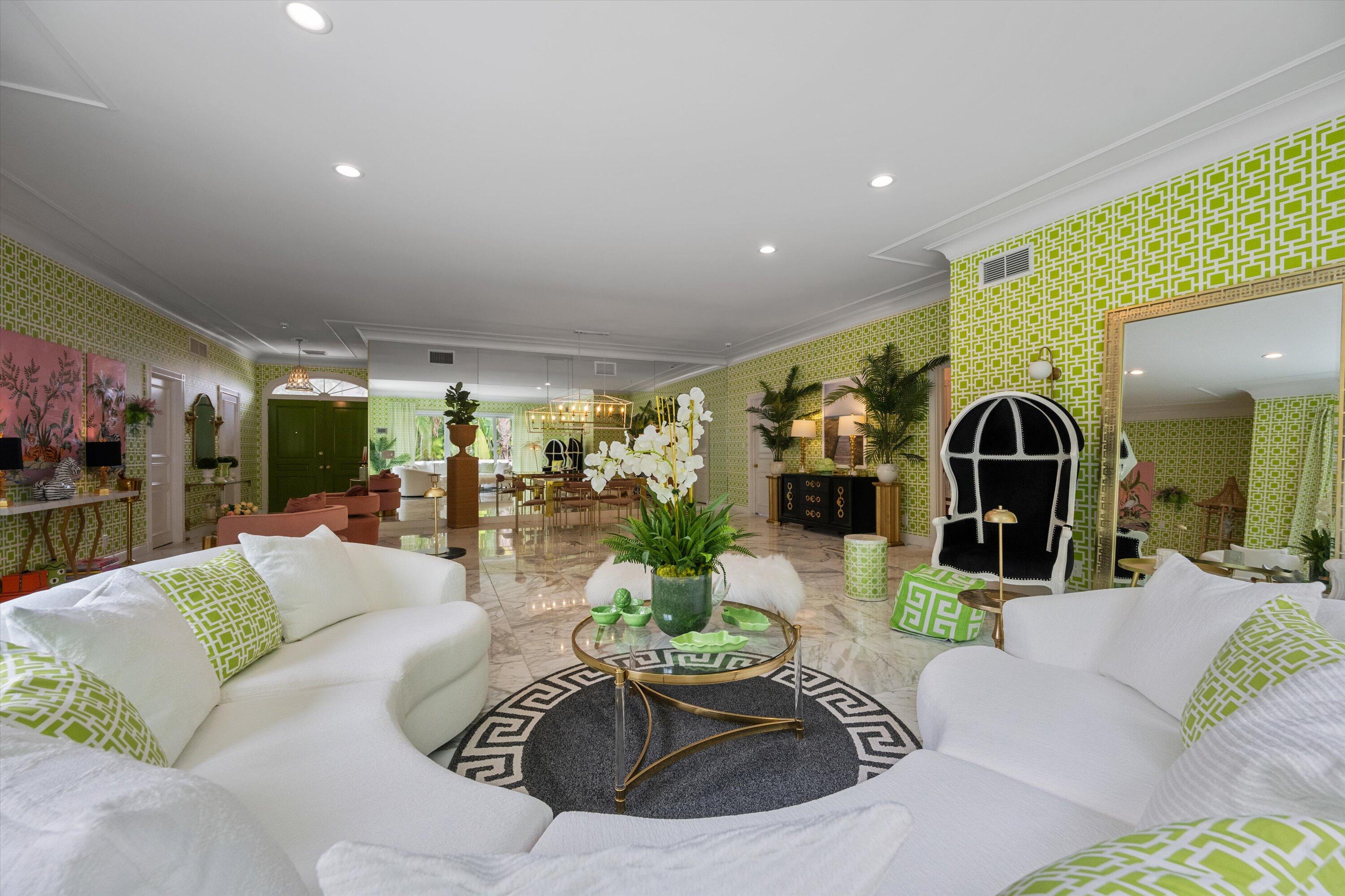 201 Bahama Palm Beach, FL 33480