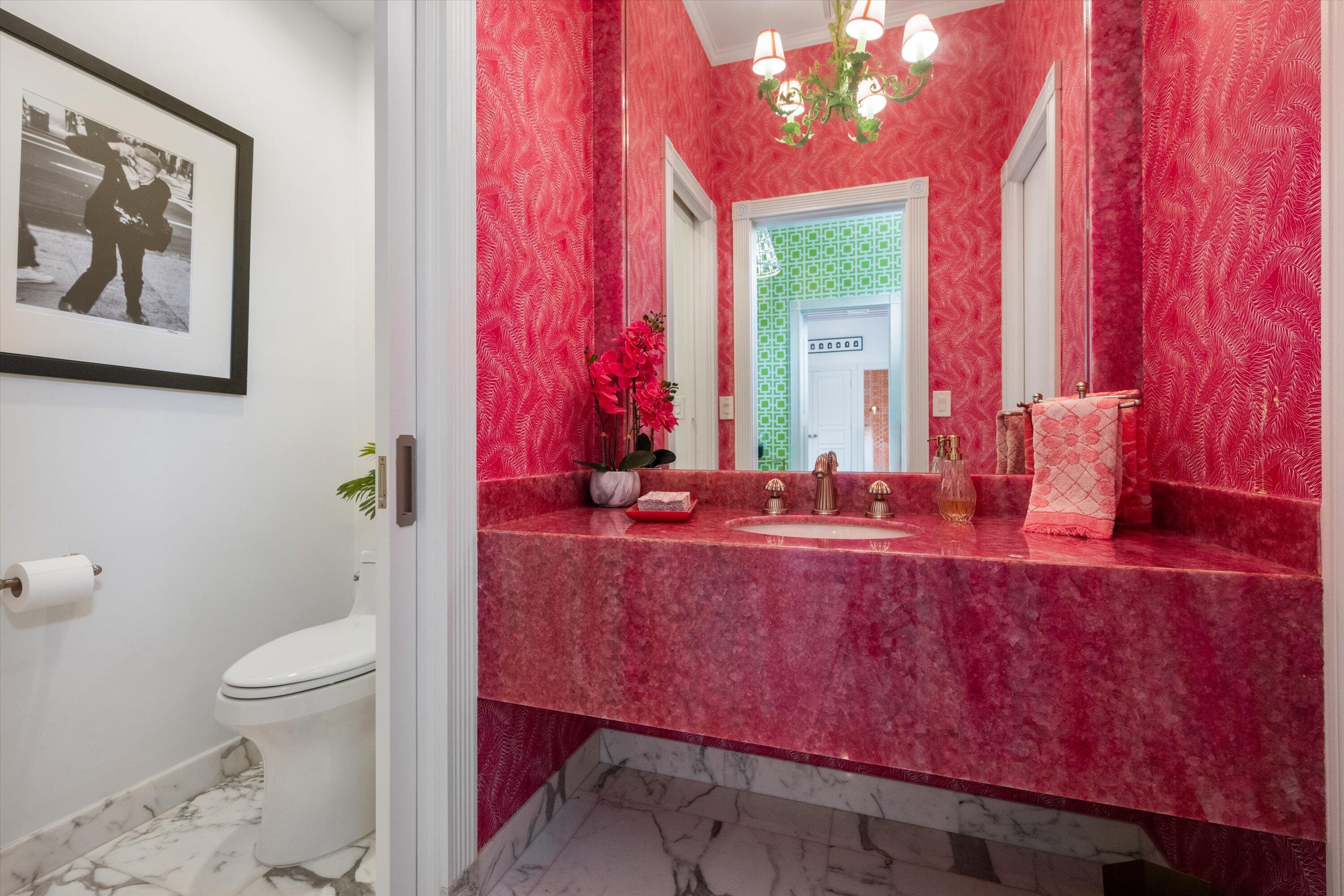 201 Bahama Palm Beach, FL 33480