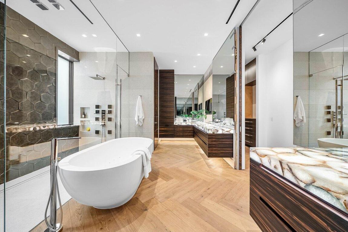 126 Spinnaker Ln Jupiter, FL 33477