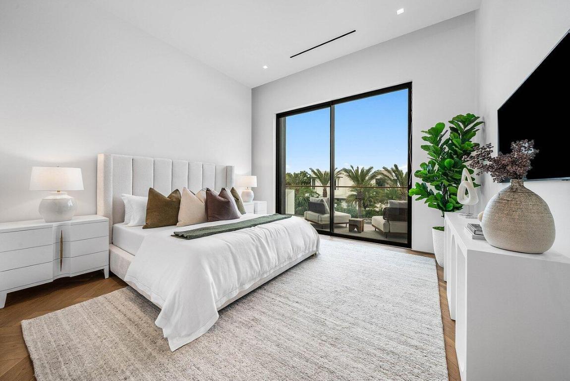 126 Spinnaker Ln Jupiter, FL 33477