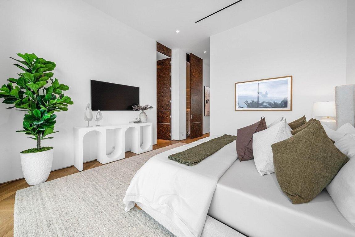 126 Spinnaker Ln Jupiter, FL 33477