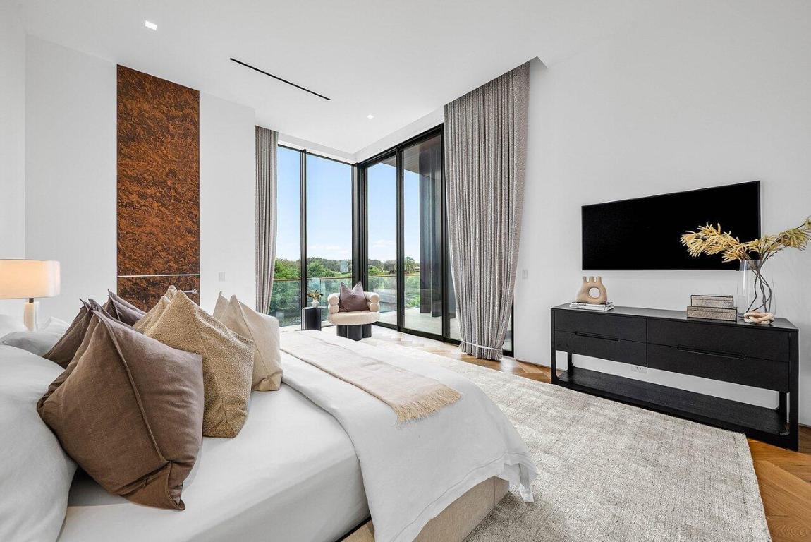 126 Spinnaker Ln Jupiter, FL 33477