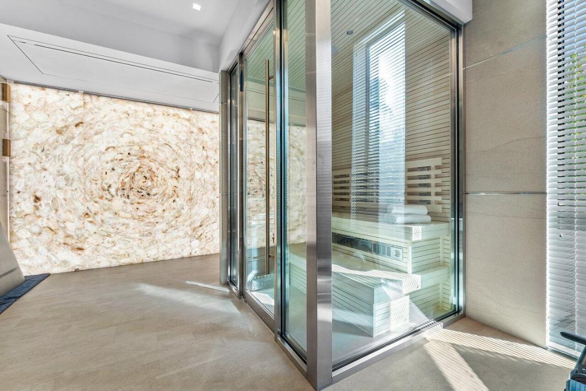 126 Spinnaker Ln Jupiter, FL 33477