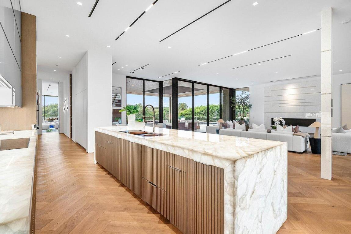 126 Spinnaker Ln Jupiter, FL 33477