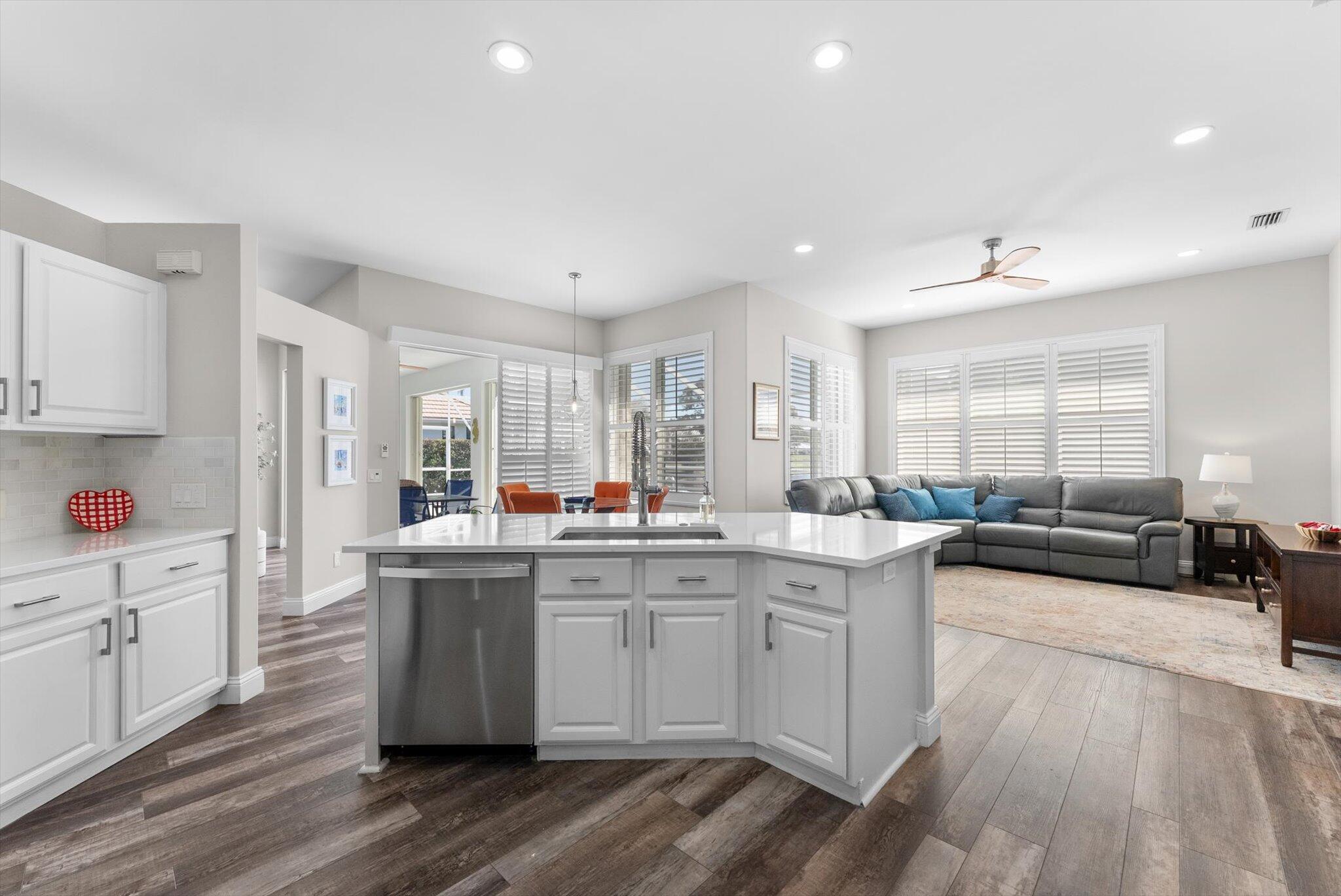 6073 Winding Lk Jupiter, FL 33458