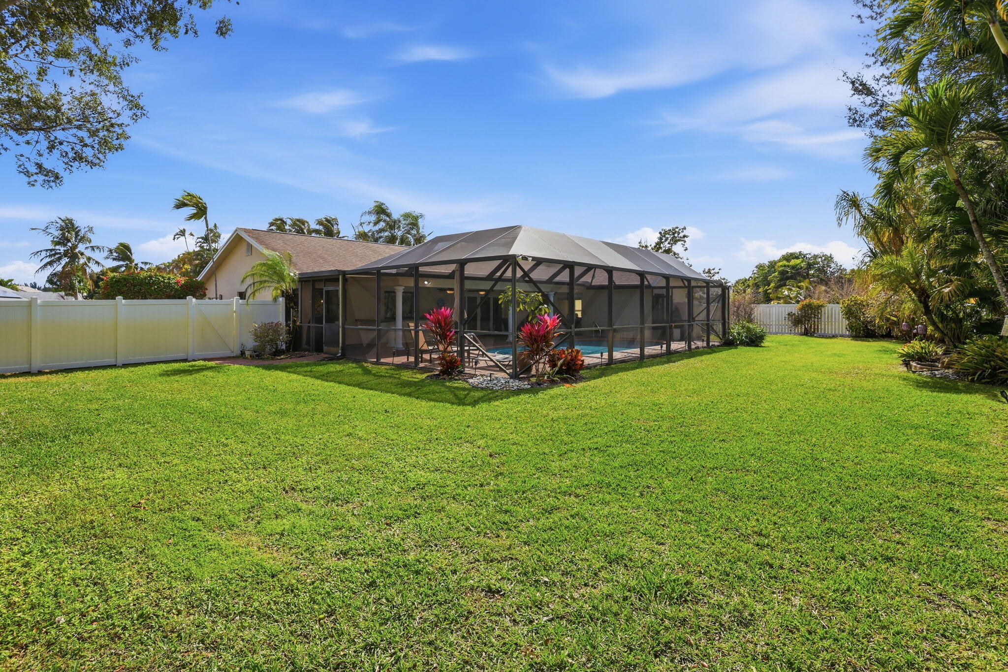 18229 103rd Boca Raton, FL 33498