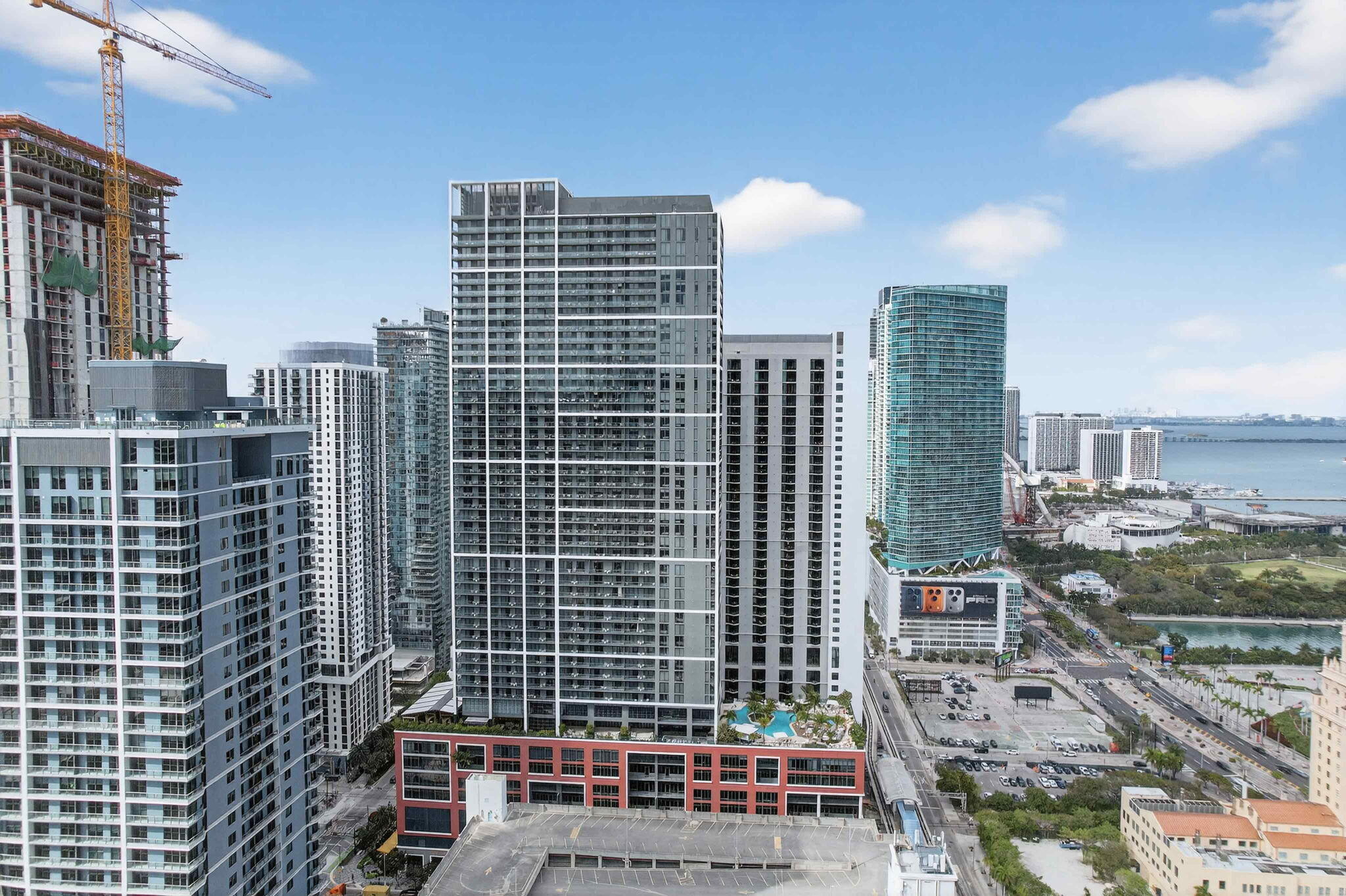 159 NE 6th #3905 Miami, FL 33132