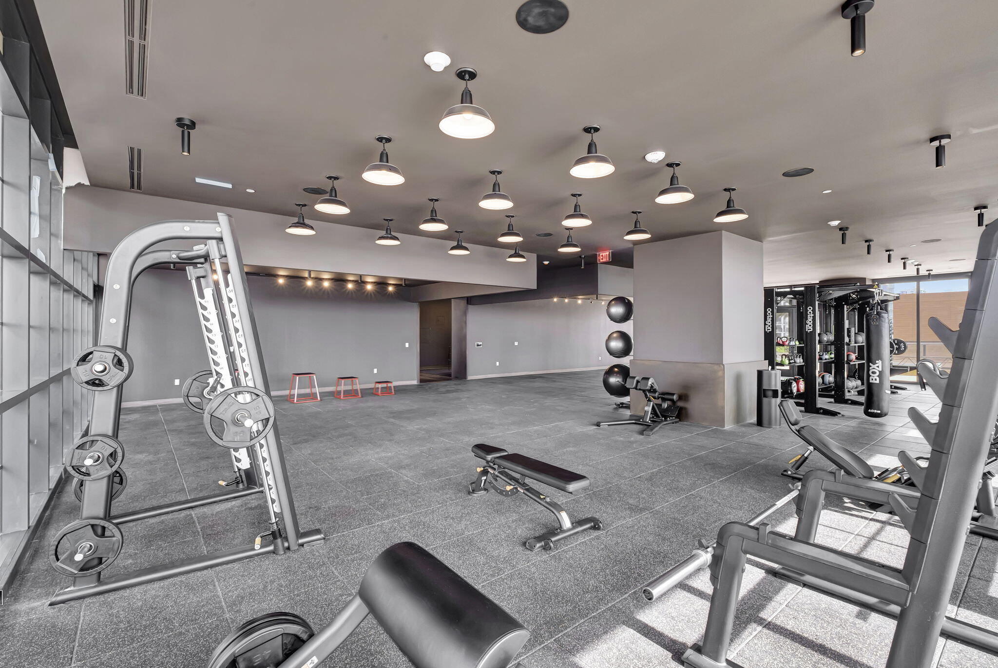 159 NE 6th #3905 Miami, FL 33132