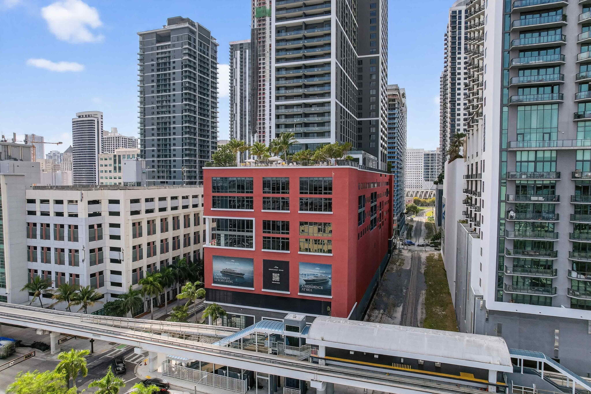 159 NE 6th #3905 Miami, FL 33132