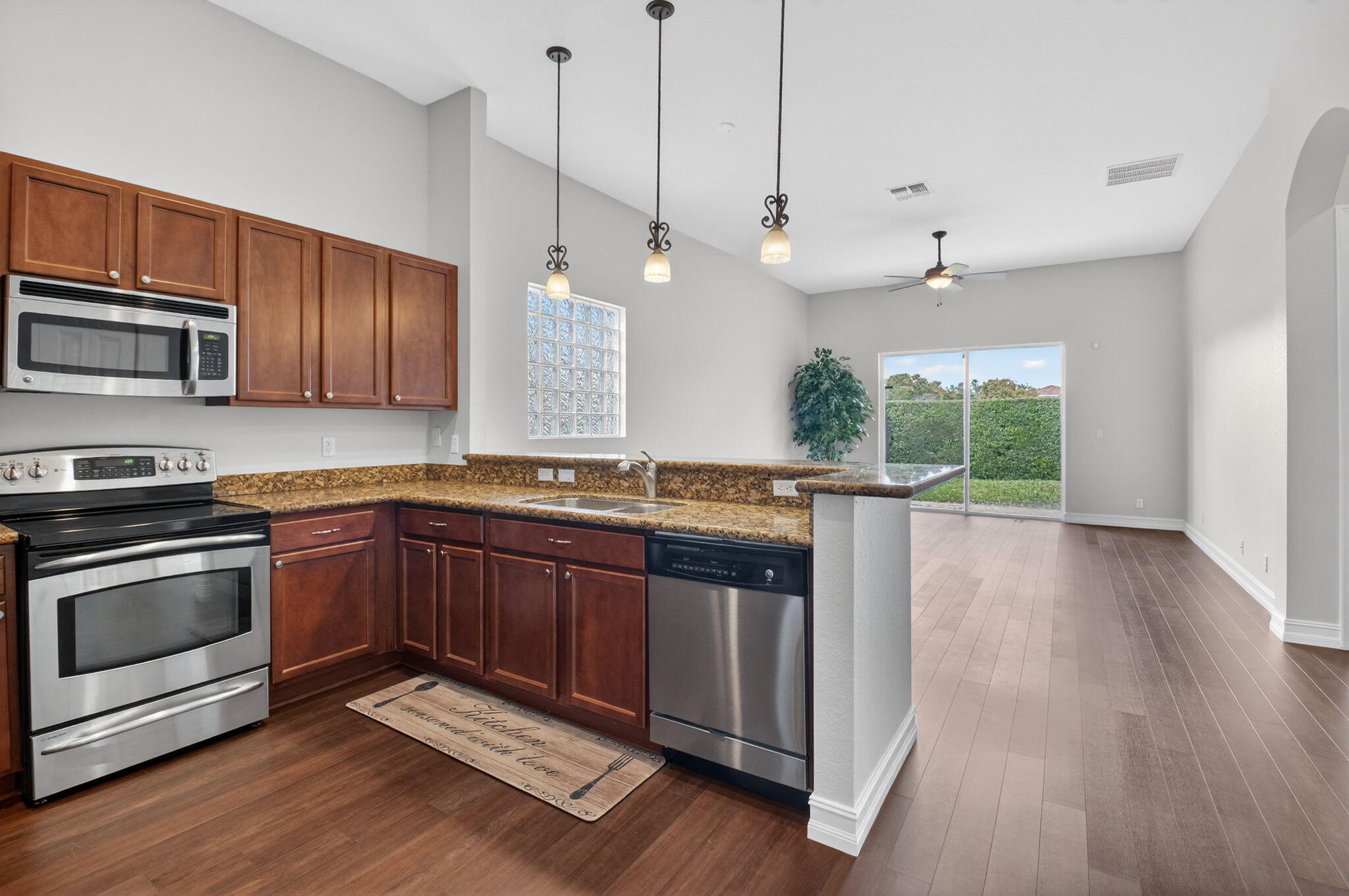 4045 Trovita Boynton Beach, FL 33436