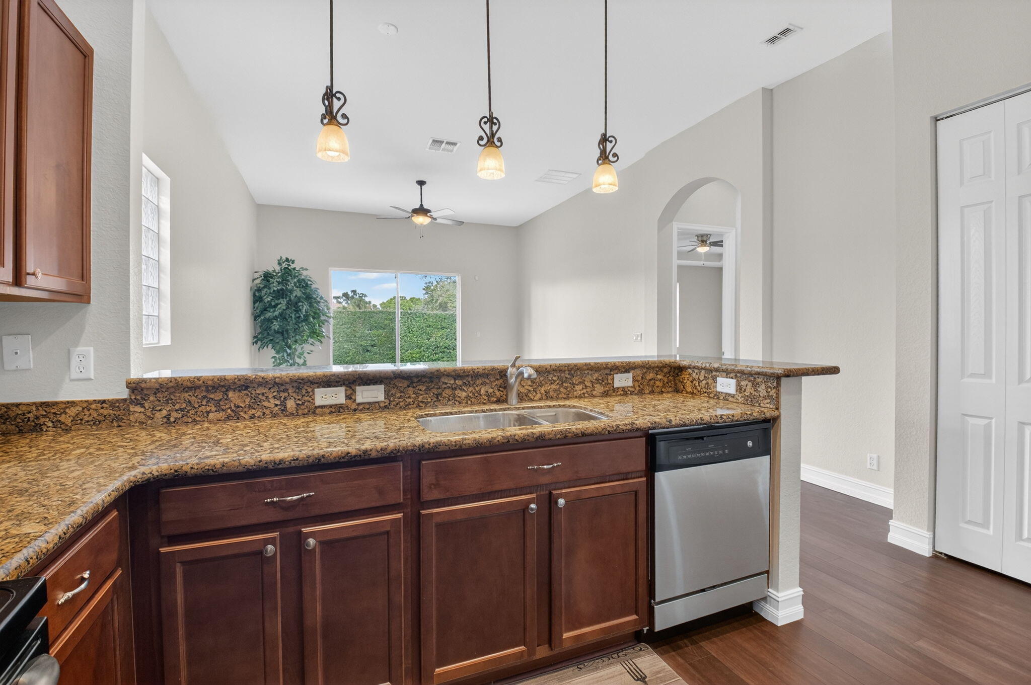 4045 Trovita Boynton Beach, FL 33436