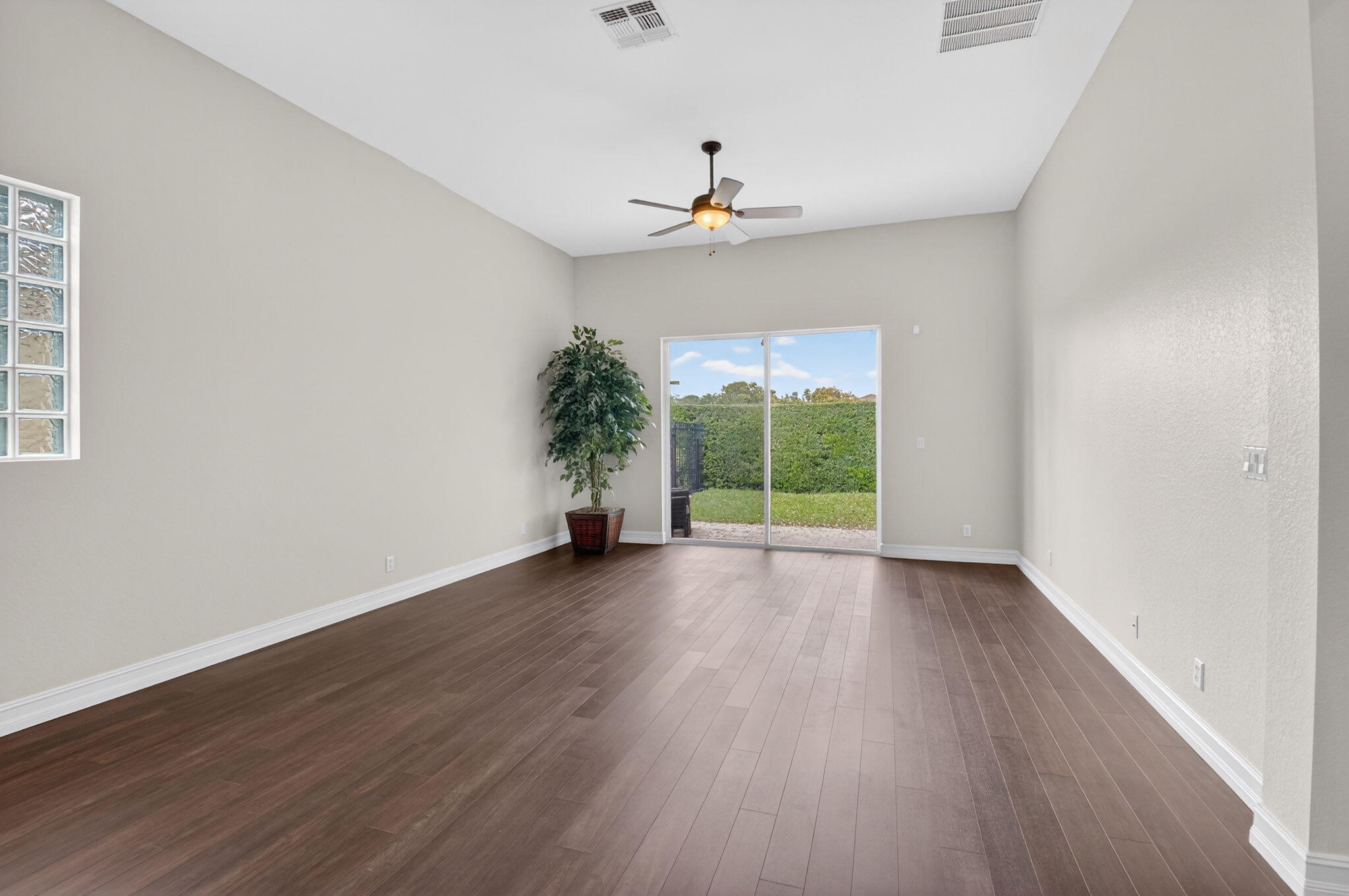 4045 Trovita Boynton Beach, FL 33436