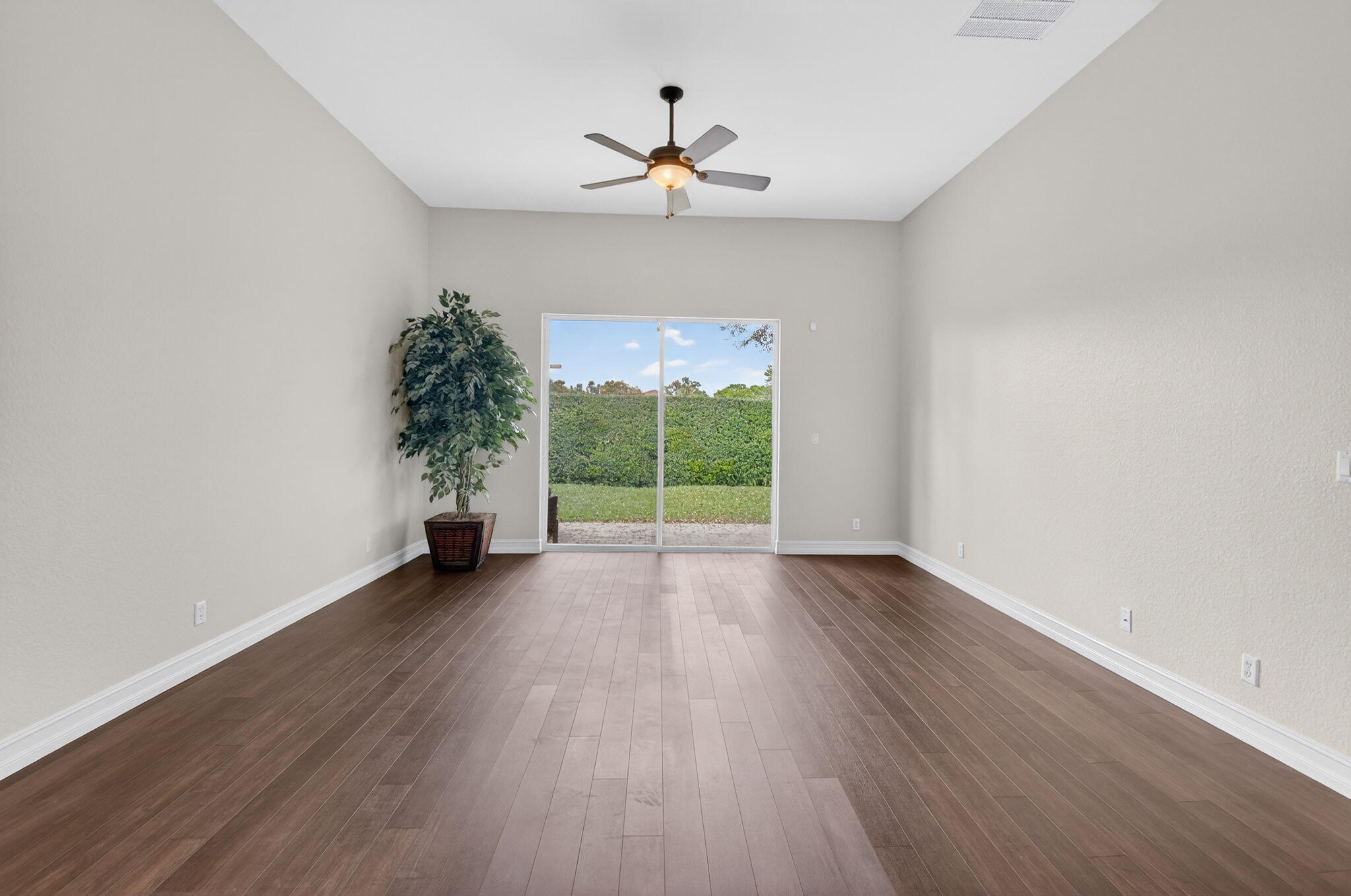 4045 Trovita Boynton Beach, FL 33436