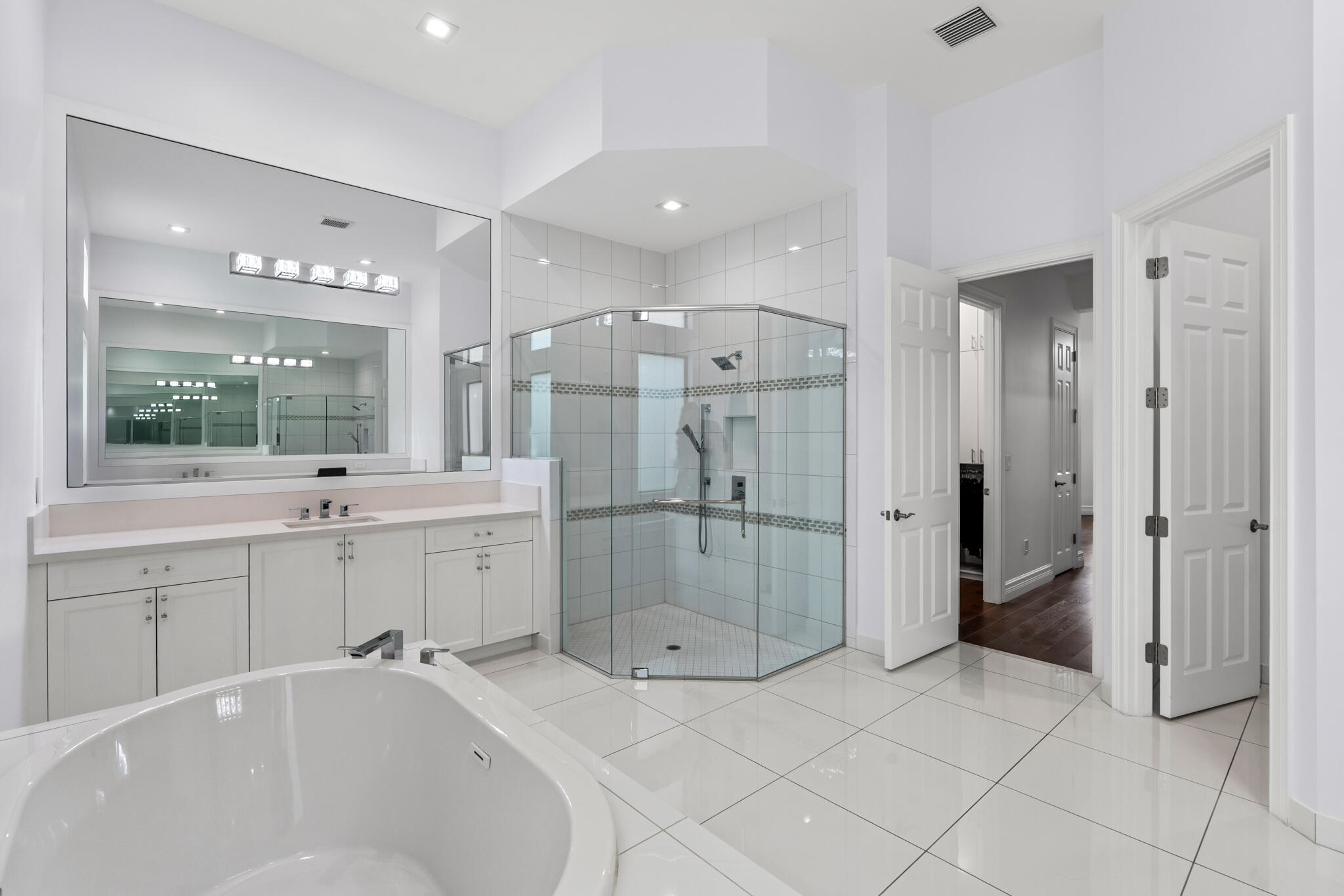 9086 Fiano Boca Raton, FL 33496