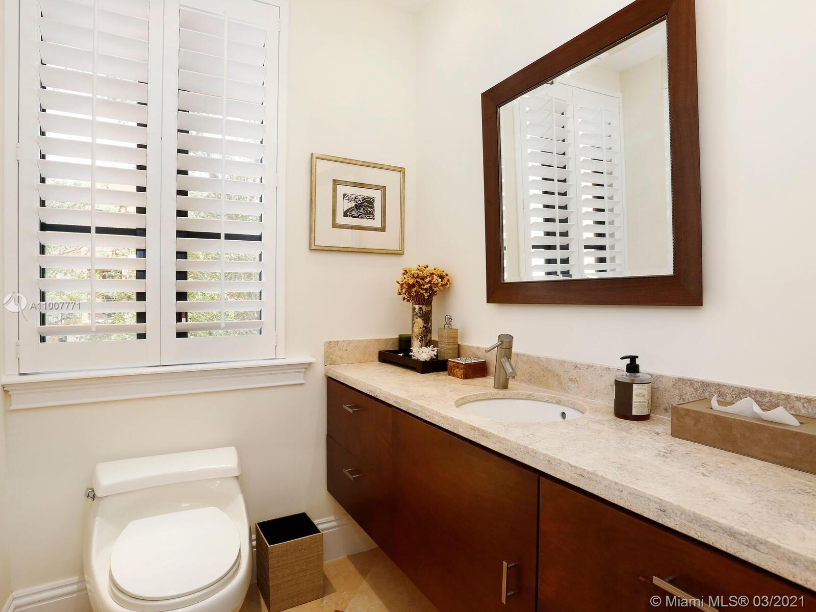 3471 Main Hwy #310 Miami, FL 33133