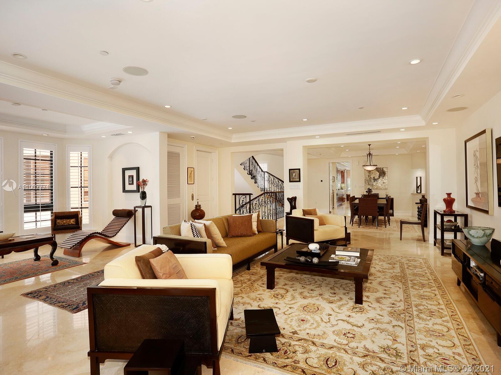 3471 Main Hwy #310 Miami, FL 33133