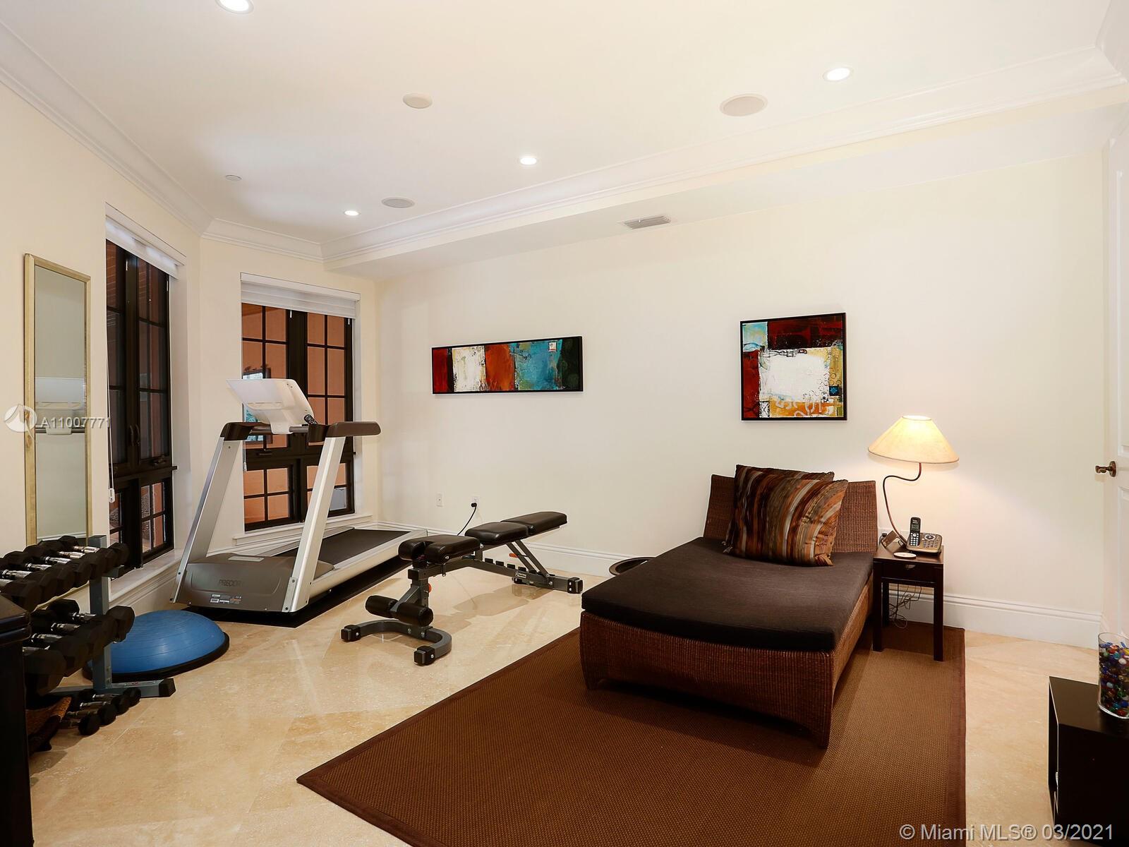 3471 Main Hwy #310 Miami, FL 33133