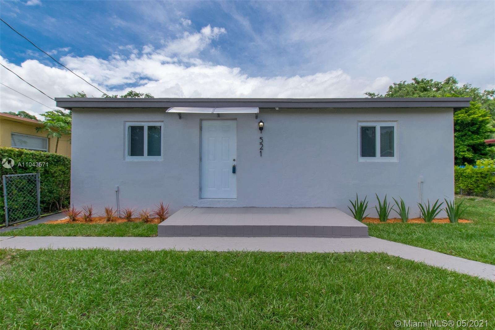 521 NW 94th St